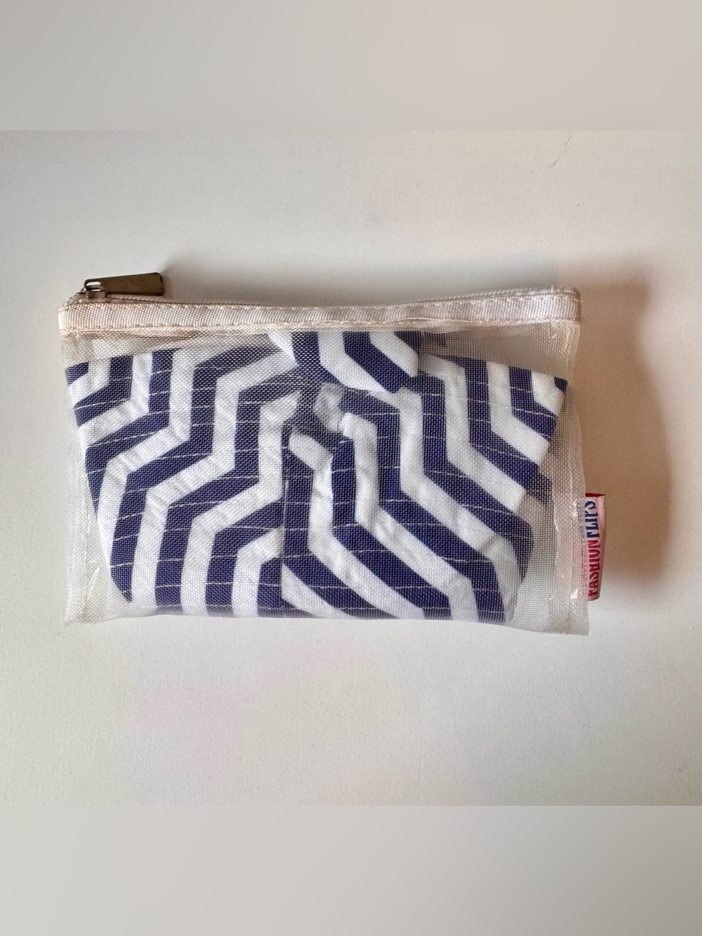 Women’s Foldable Travel Navy and White Chevron Sun Hat Beach Pool - Picture 3 of 3